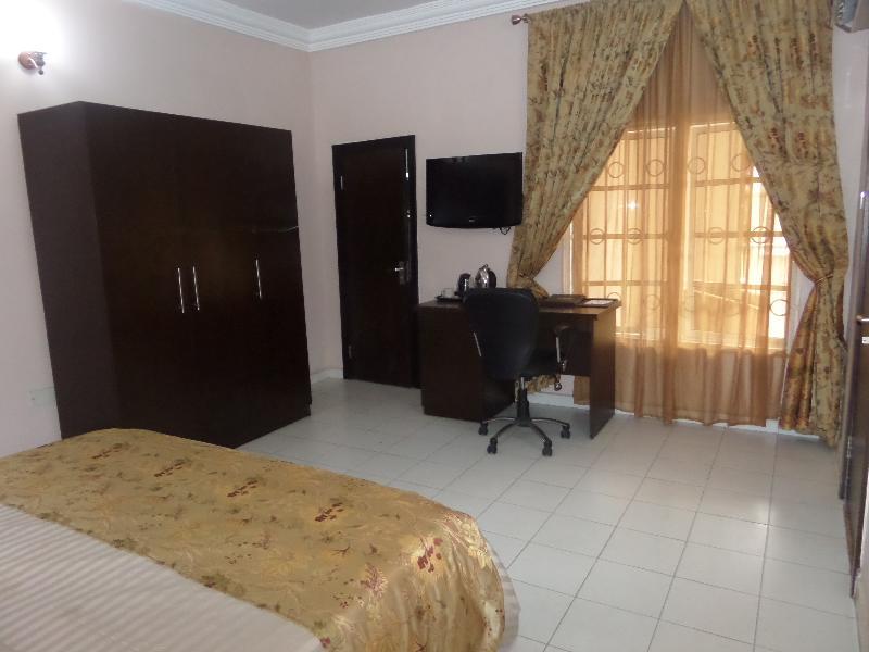 Sheer Luxury Apartments And Suites Абуджа Екстериор снимка
